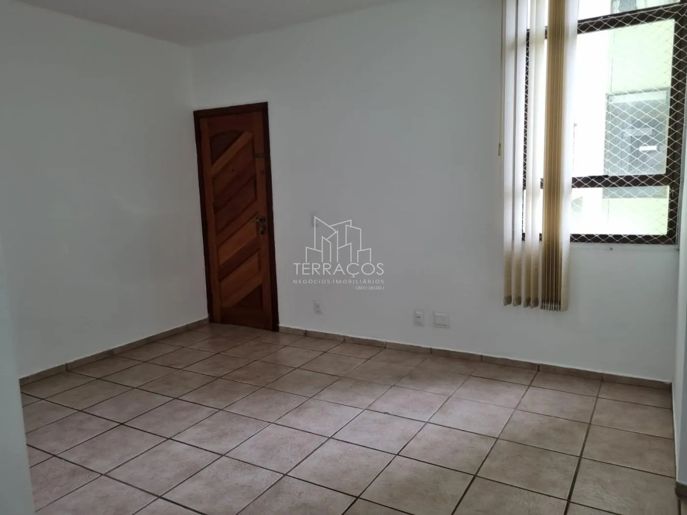 Varanda — apartamento de 2 quartos 56m² locação em Jardim Santa Teresa, Jundiaí SP R$ 2.300