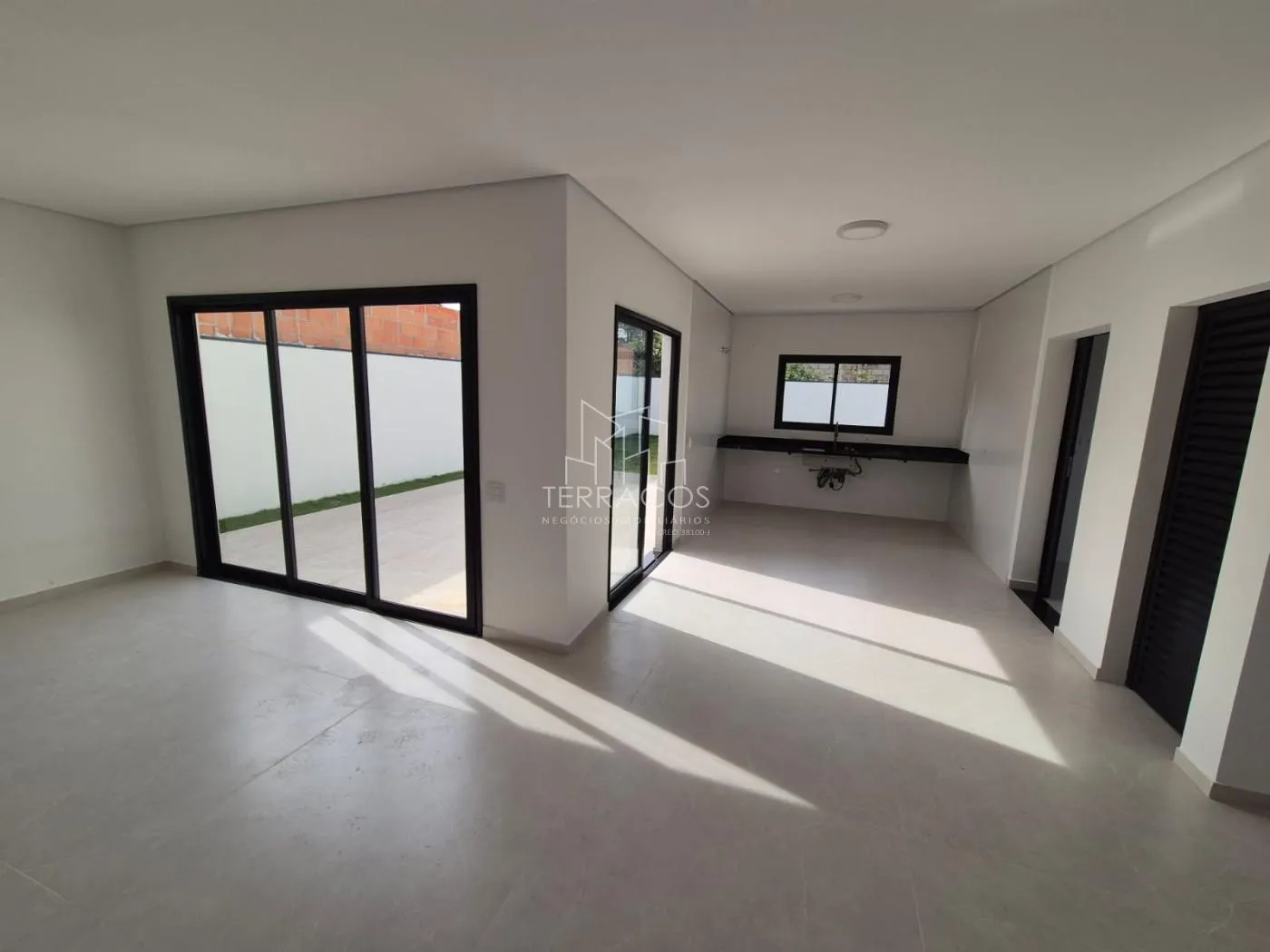 Banheiro — casa de 3 quartos 227m² venda em Pinheirinho, Itupeva SP R$ 1.805.000