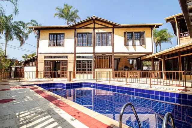 asa de Alto Padrão 717 m² A/C 3 suites e 6 vagas de carros na Malota - Jundiaí