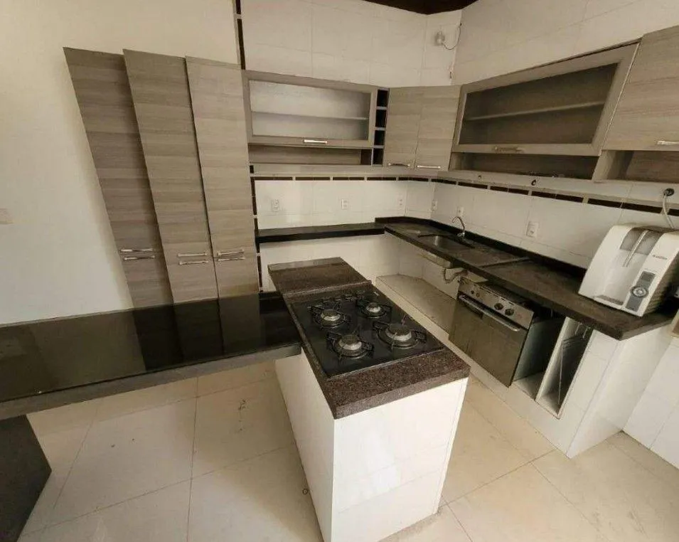 Casa com 3 dormitórios, 163 m² - venda por R$ 890.000,00 ou aluguel por R$ 7.182,00/mês - Bela Vista - Jundiaí/SP