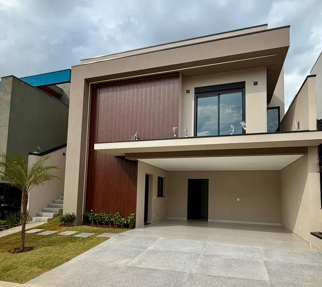Casa em Condomínio