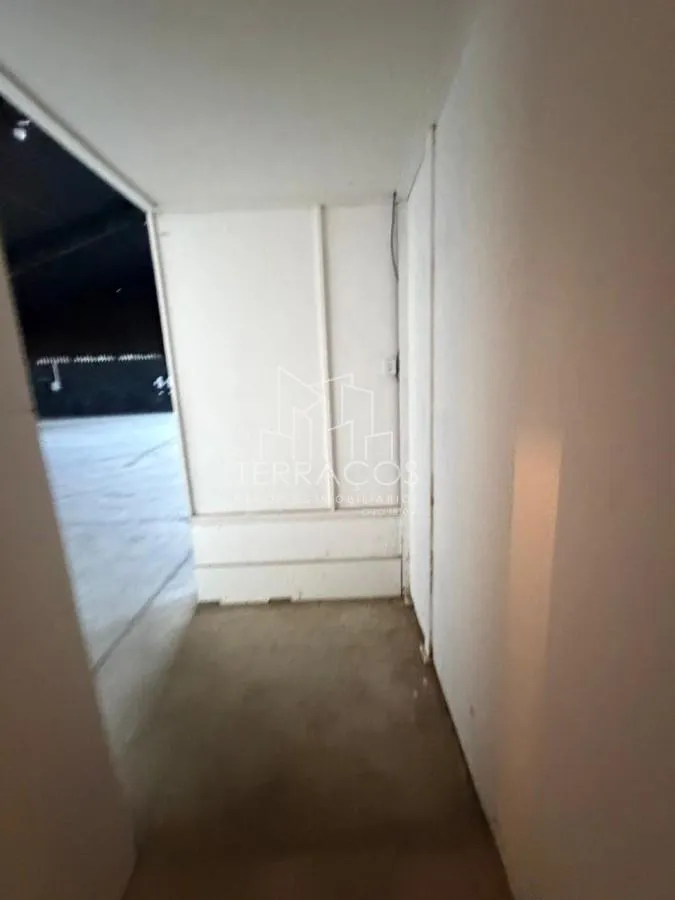 Garagem — imóvel comercial 750m² locação em Soares, Jarinu SP R$ 18.750