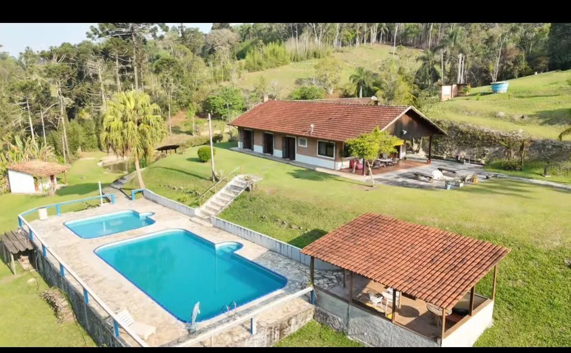 LINDO SÍTIO PARA VENDA EM SÃO LOURENÇO DA SERRA SP