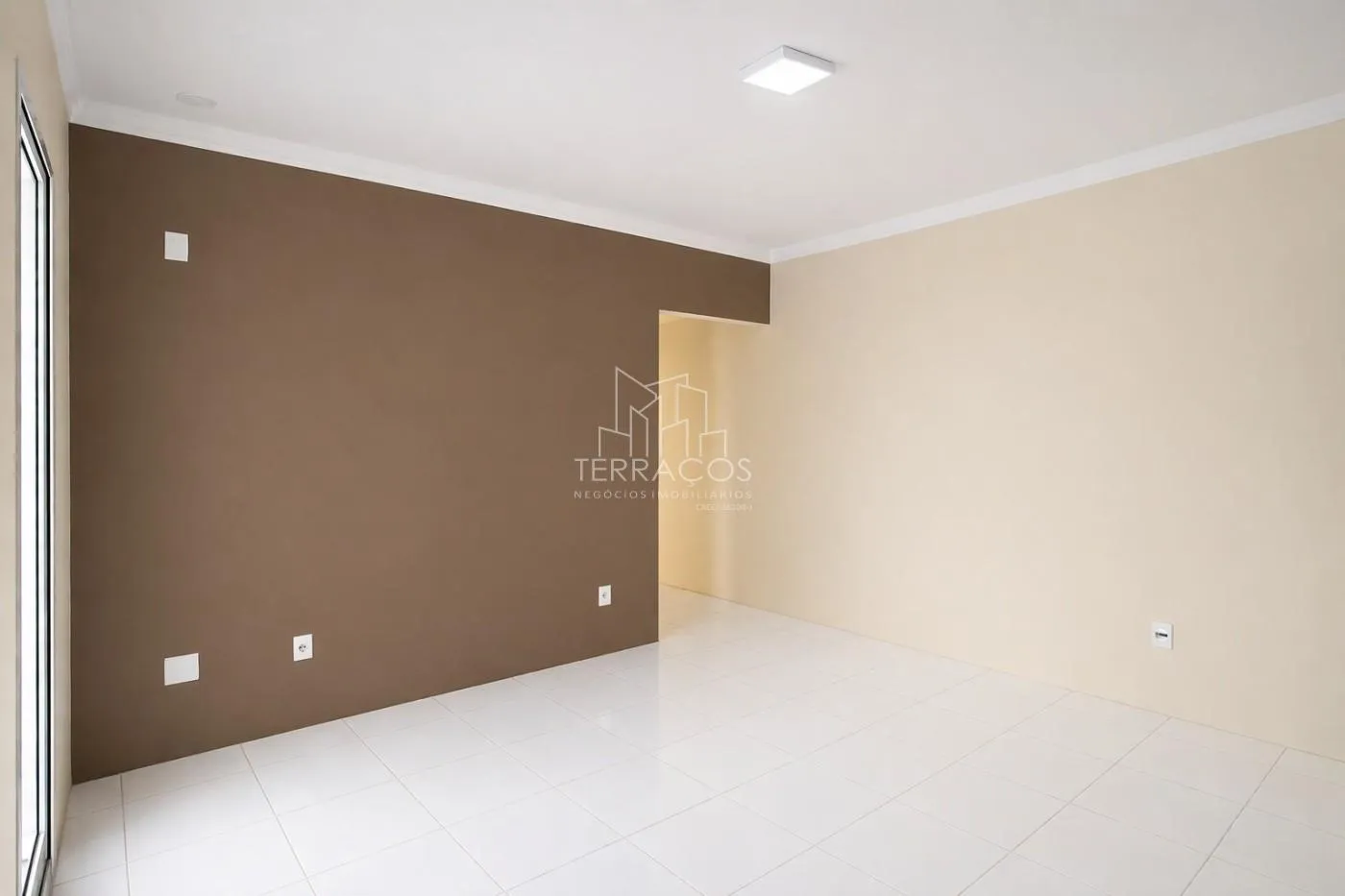 Garagem — residential / sobrado de 4 quartos 288m² venda em Horto Santo Antonio, Jundiaí SP R$ 1.219.000