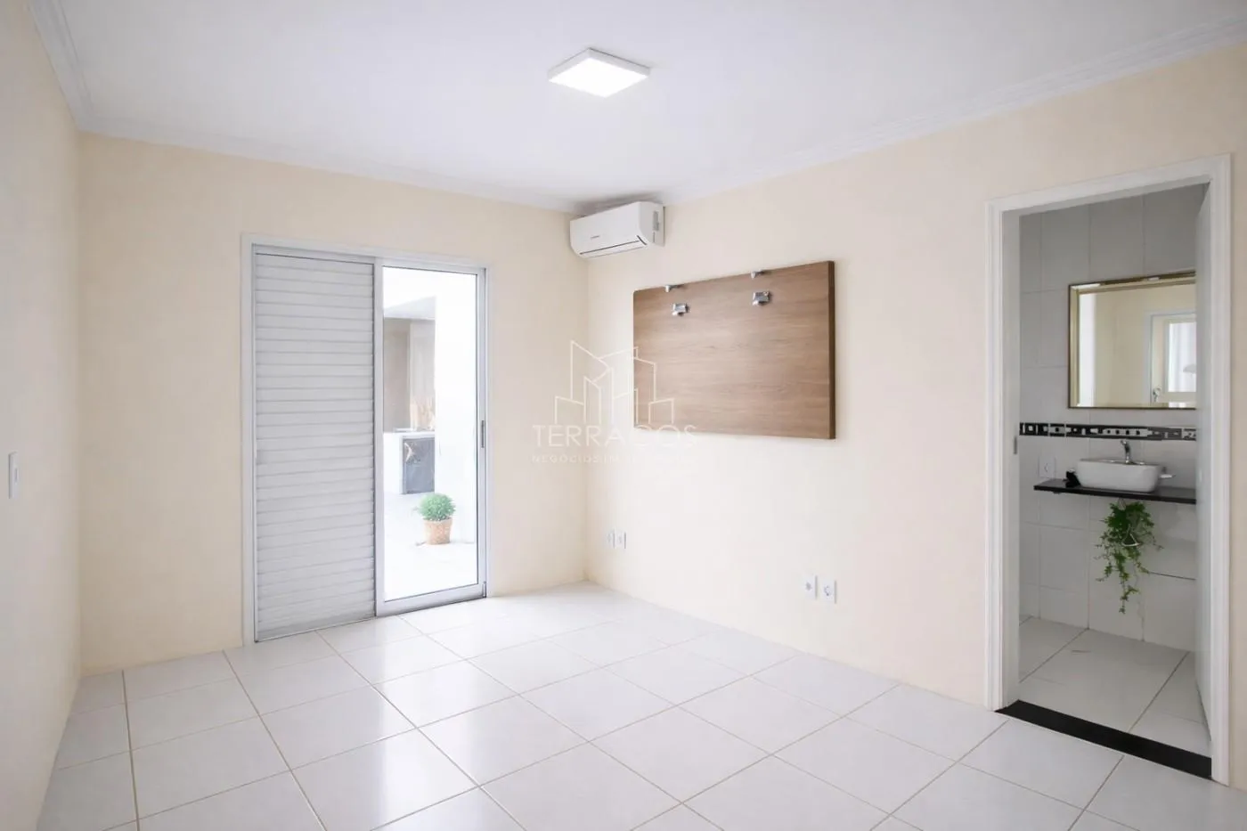 Ambiente 14 — residential / sobrado de 4 quartos 288m² venda em Horto Santo Antonio, Jundiaí SP R$ 1.219.000