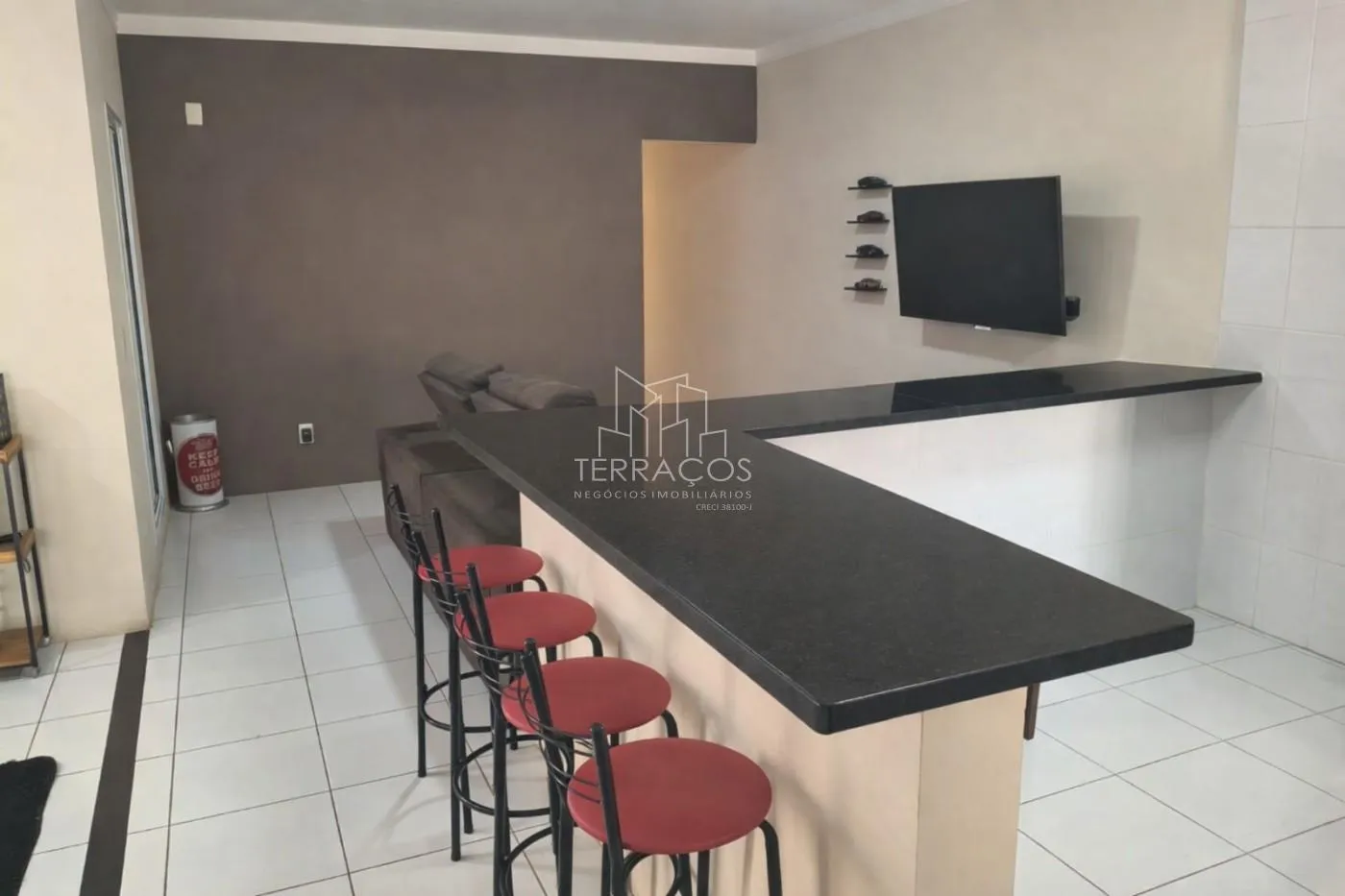 Varanda — residential / sobrado de 4 quartos 288m² venda em Horto Santo Antonio, Jundiaí SP R$ 1.219.000