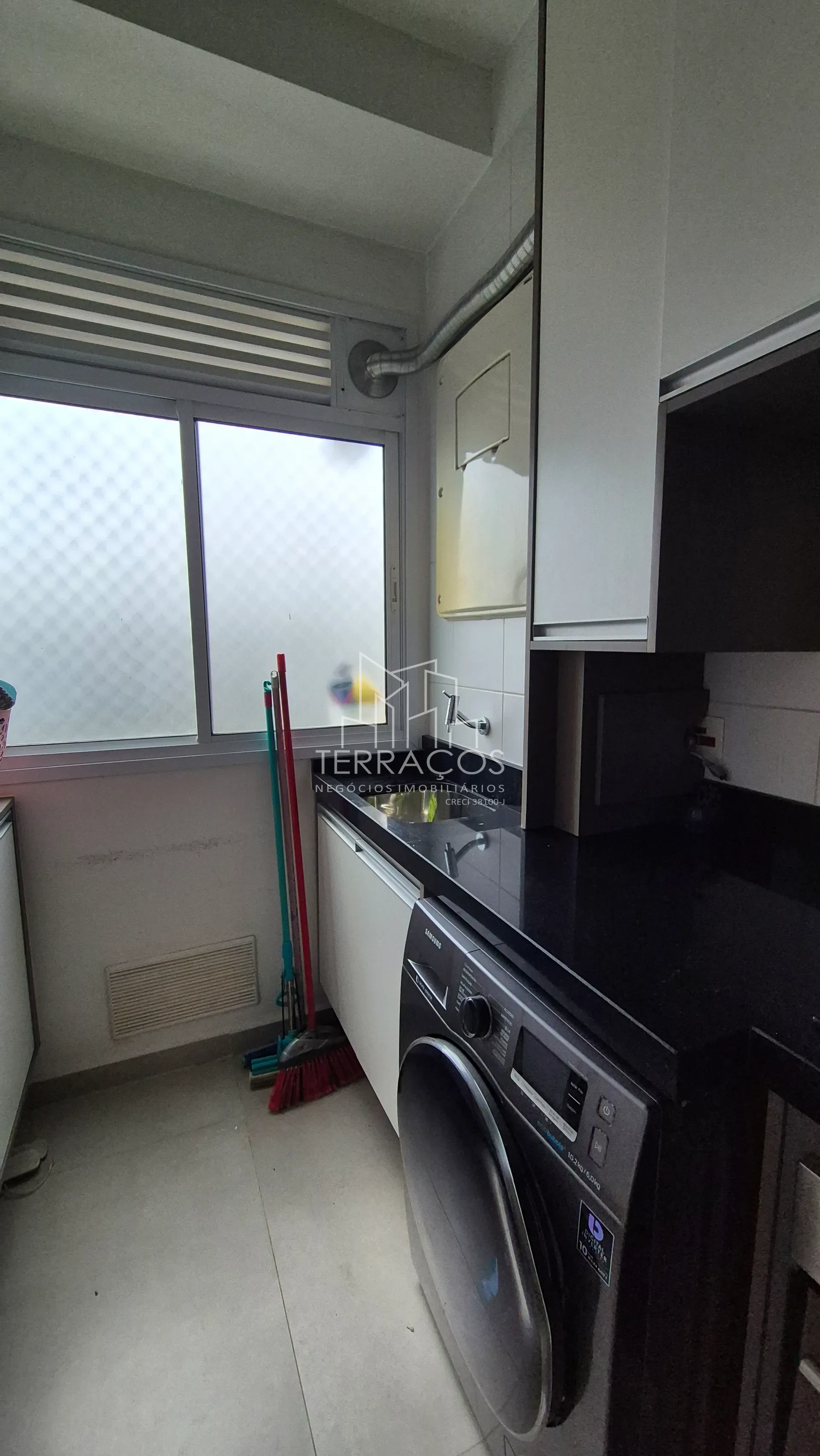 Varanda — apartamento de 3 quartos 83m² locação em Jardim Ana Maria, Jundiaí SP R$ 5.700