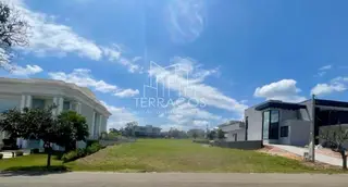 Terreno Exclusivo de 1.000m² à Venda – Condomínio Portal do Japy Golf Club