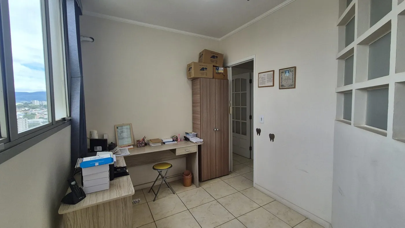 Garagem — escritório comercial 123m² venda em Centro, Jundiaí SP R$ 480.000