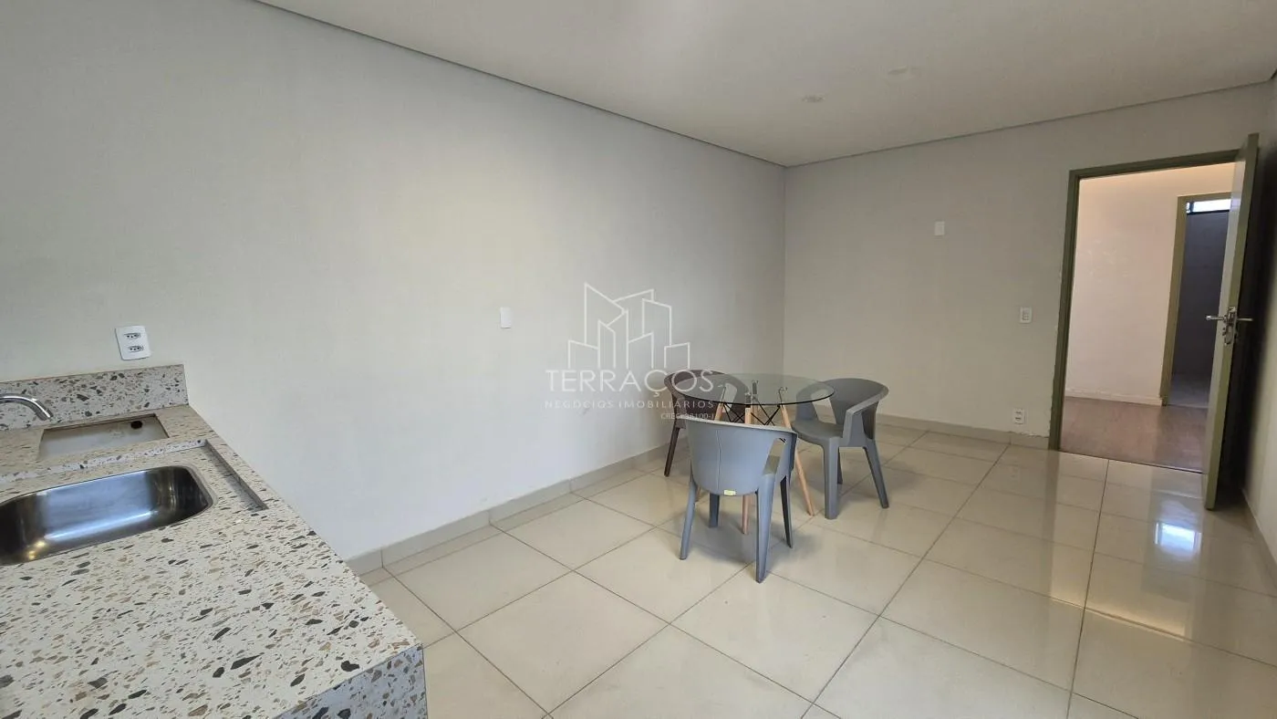 Área externa — escritório comercial 203m² locação em Parque do Colégio, Jundiaí SP R$ 12.000