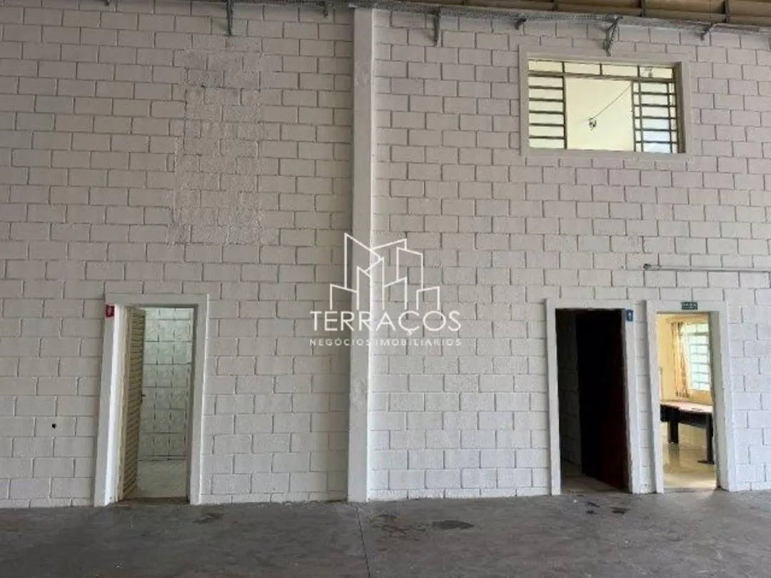 Garagem — imóvel comercial 720m² venda em Vila Sta Julia, Itupeva SP R$ 5.000.000