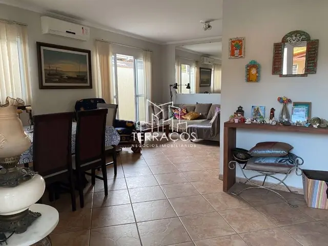 Casa com 3 dormitórios à venda, 489 m² por R$ 1.079.000,00 - Vila Nova - Louveira/SP