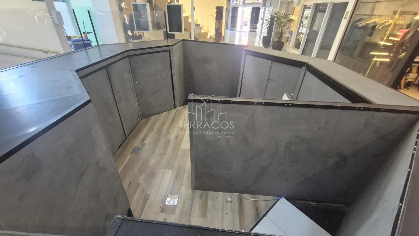 Ambiente 12 — imóvel comercial 10m² locação em Jardim Samambaia, Jundiaí SP R$ 1.200