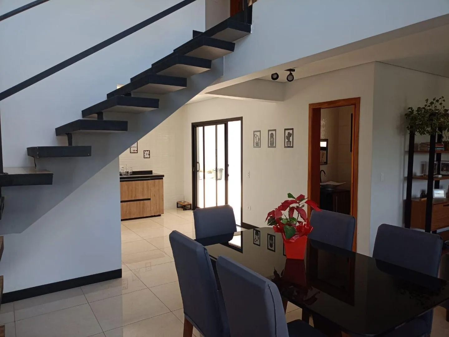Banheiro — casa de 3 quartos 164m² venda em Distrito Jacaré, Itupeva SP R$ 905.000