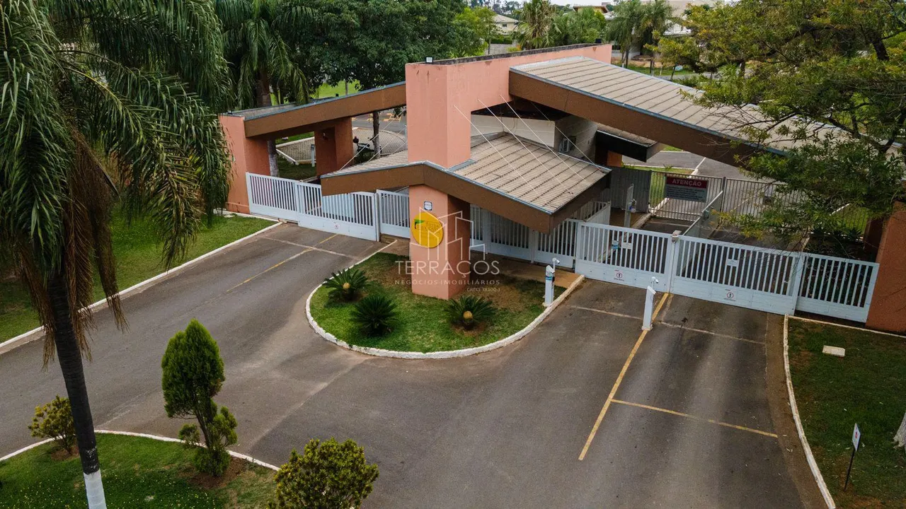TERRENO À VENDA NO CONDOMÍNIO FECHADO HARAS PINDORAMA COM 1012M²- CABREÚVA/SP — foto 3