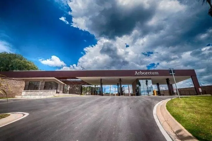 COND.ARBORETUM-VINHEDO SP-LOTE 600 M², EXCELENTE TOPOGRAFIA
