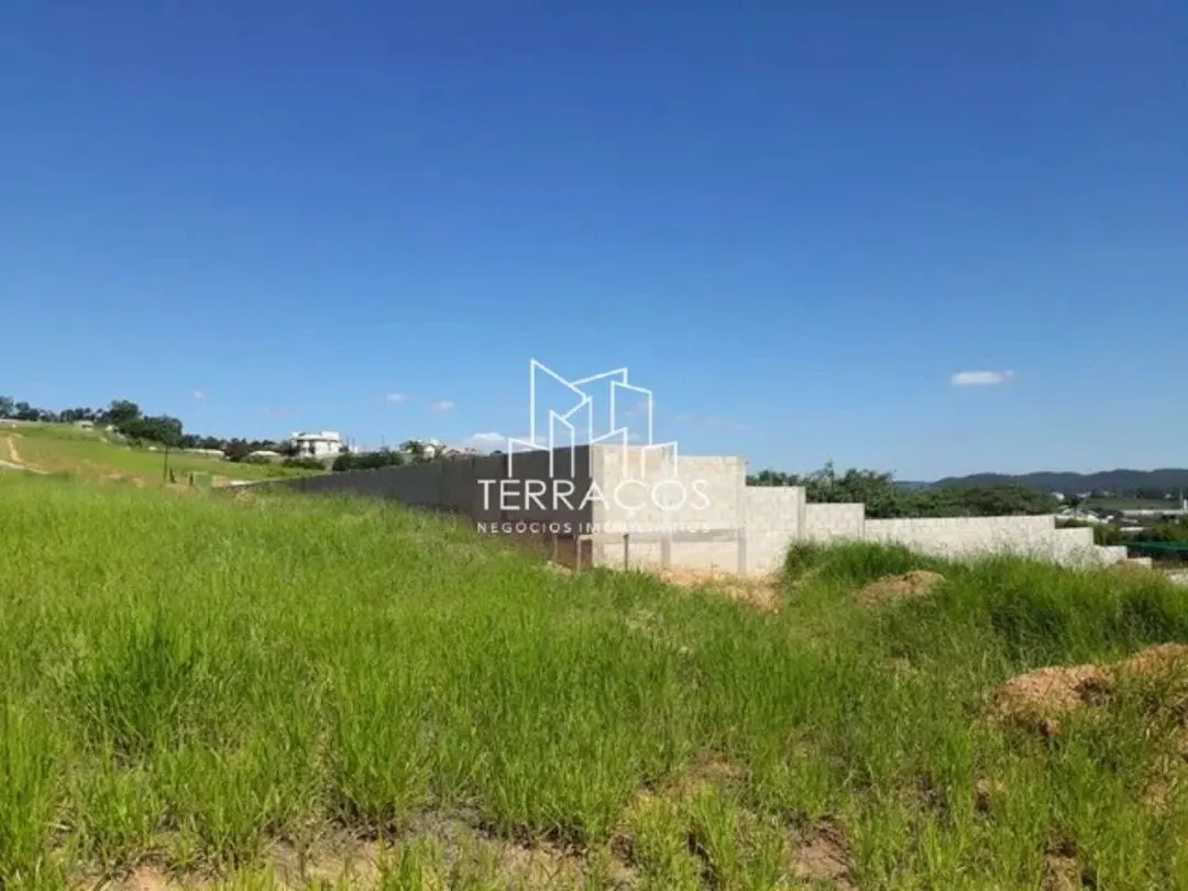 COND.ARBORETUM-VINHEDO SP-LOTE 600 M², EXCELENTE TOPOGRAFIA — foto 2
